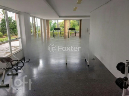 Image 6 - 887898