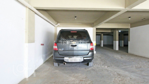 Image 29 - 887901