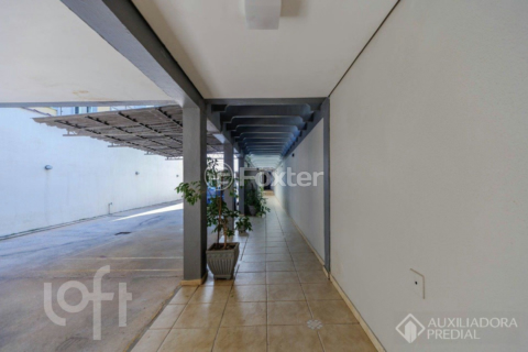 Image 25 - 887904