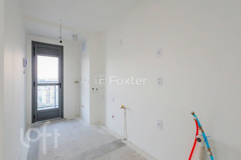 Image 6 - 887931