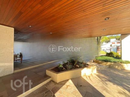 Image 35 - 888242