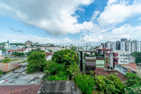 Image 17 - 888253