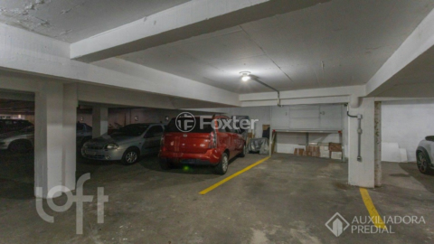 Image 4 - 888287