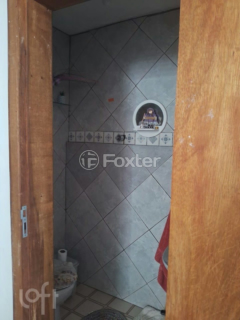 Image 20 - 888395