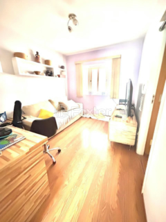 Image 21 - 888478