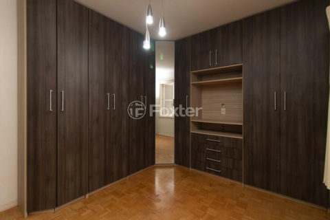 Image 7 - 888492