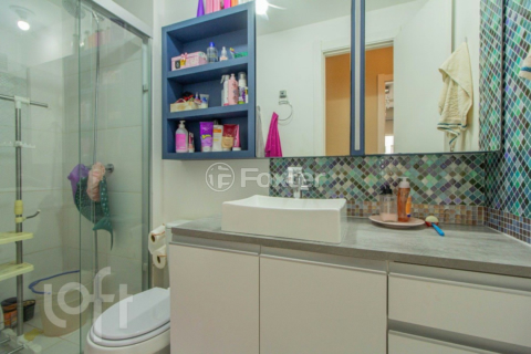 Image 9 - 888566