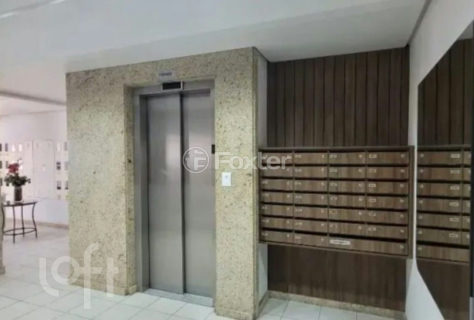 Image 25 - 888601