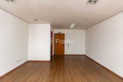 Image 7 - 888614