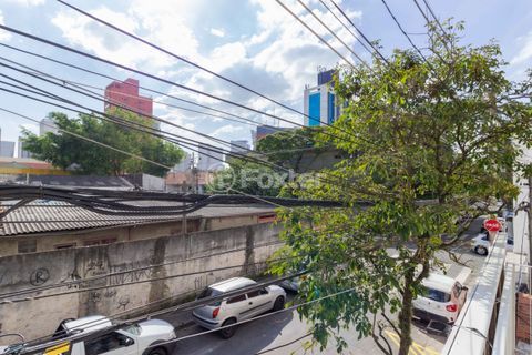 Image 13 - 888620