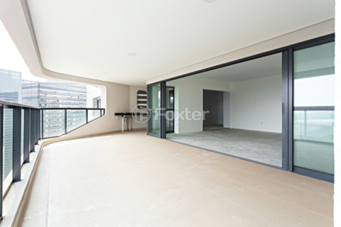Image 4 - 888627