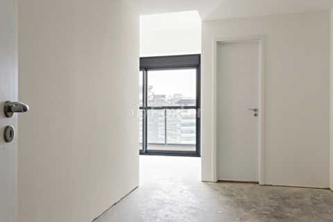 Image 20 - 888627