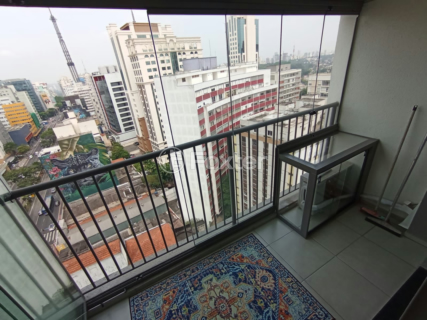 Image 5 - 888661