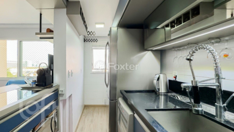 Image 9 - 888663