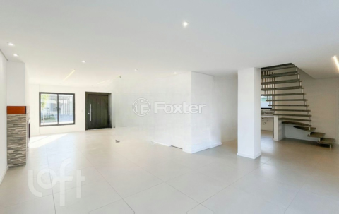Image 7 - 888758