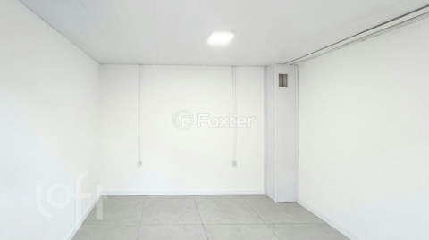 Image 19 - 888758