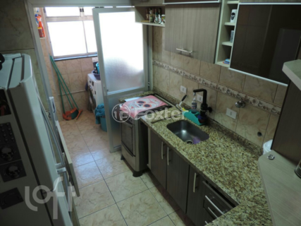 Image 1 - 888936