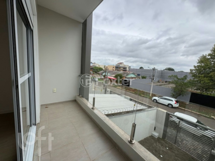 Image 6 - 888961
