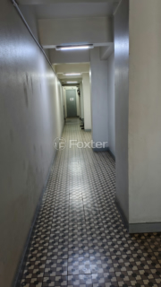 Image 7 - 888979