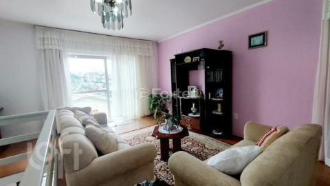Image 7 - 889008