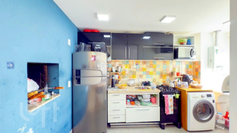 Image 8 - 889137