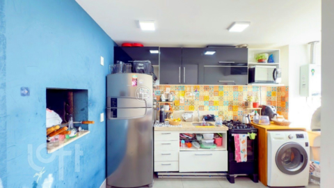 Image 9 - 889137