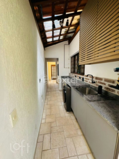 Image 21 - 889371