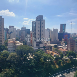 Image 8 - 889441