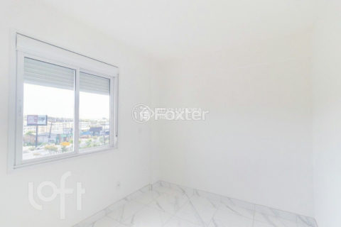 Image 17 - 889517