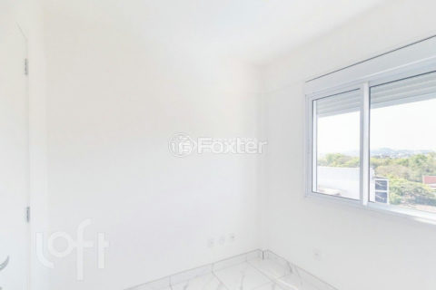 Image 22 - 889517