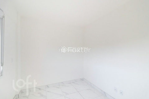 Image 16 - 889517