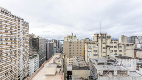 Image 27 - 889525