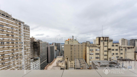 Image 25 - 889525