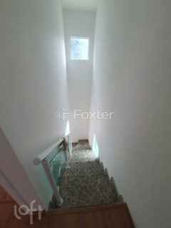 Image 7 - 889591
