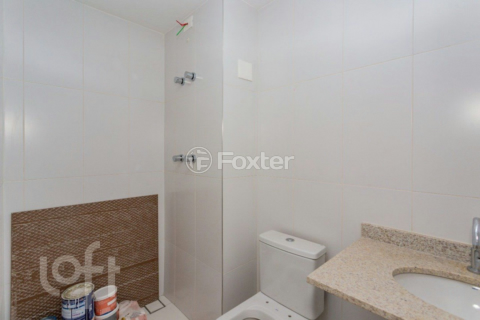 Image 7 - 889601