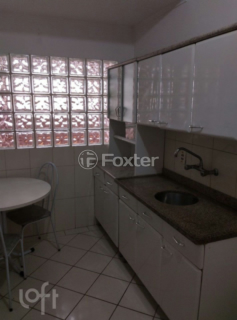 Image 7 - 889621