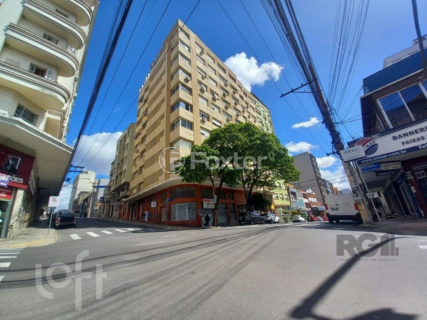 Image 17 - 889621
