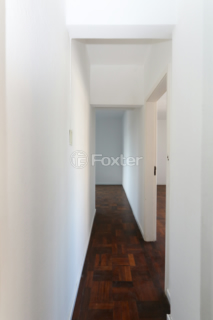 Image 10 - 889717