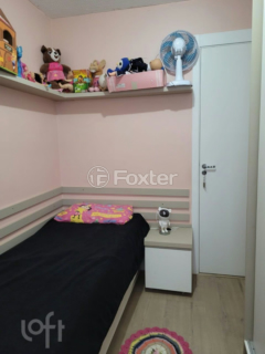 Image 8 - 889912