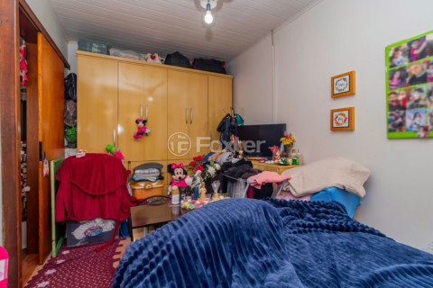 Image 8 - 890019