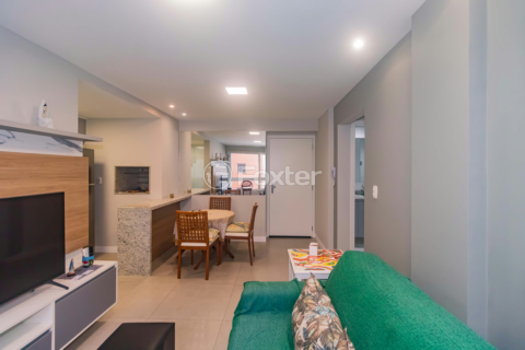 Image 6 - 890091