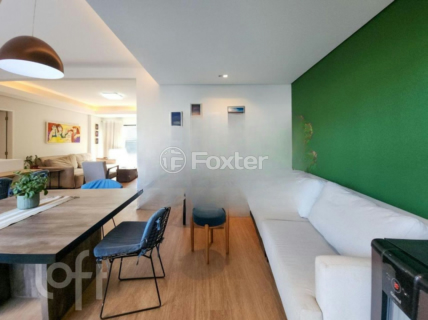 Image 3 - 890667
