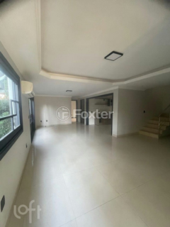Image 6 - 890704