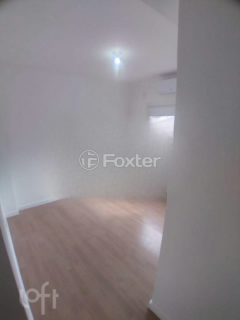Image 7 - 890722