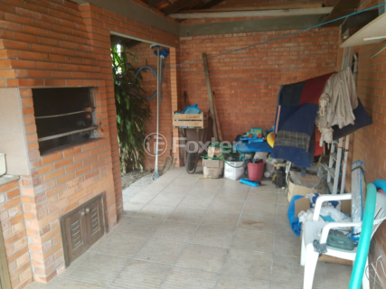 Image 11 - 890821