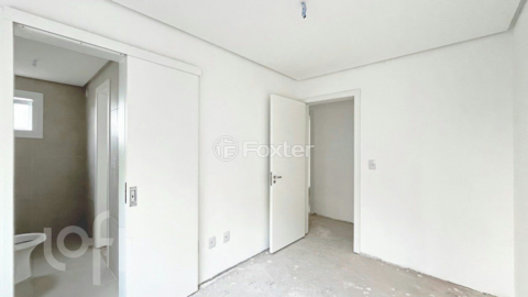 Image 37 - 890835