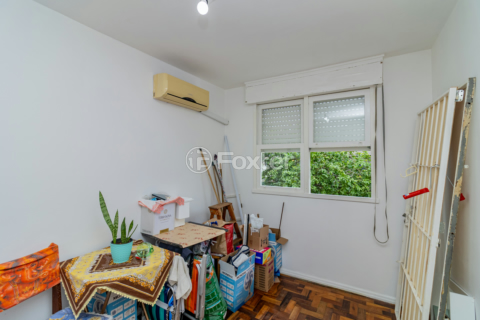Image 7 - 890837
