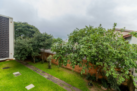 Image 9 - 890837