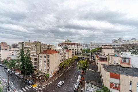 Image 11 - 890875