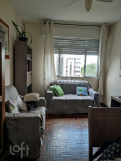 Image 4 - 890882